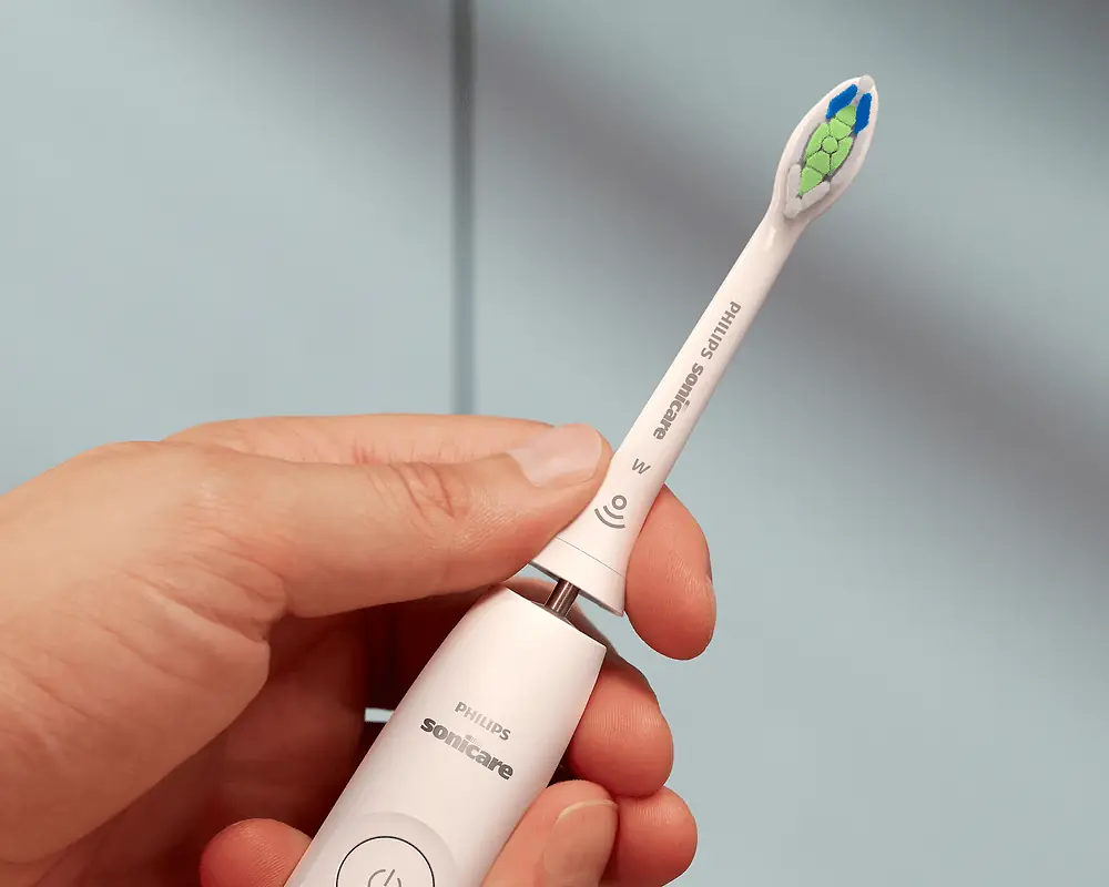 Kokë furçe Philips Sonicare që lidhet me dorezën
