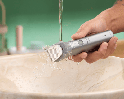 Philips çoxfunksiyalı trimmeri axar su altında yuyulur